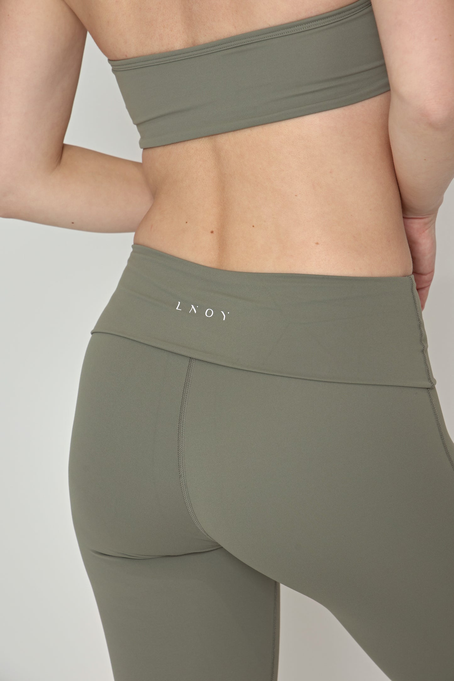 Sage Twist Set