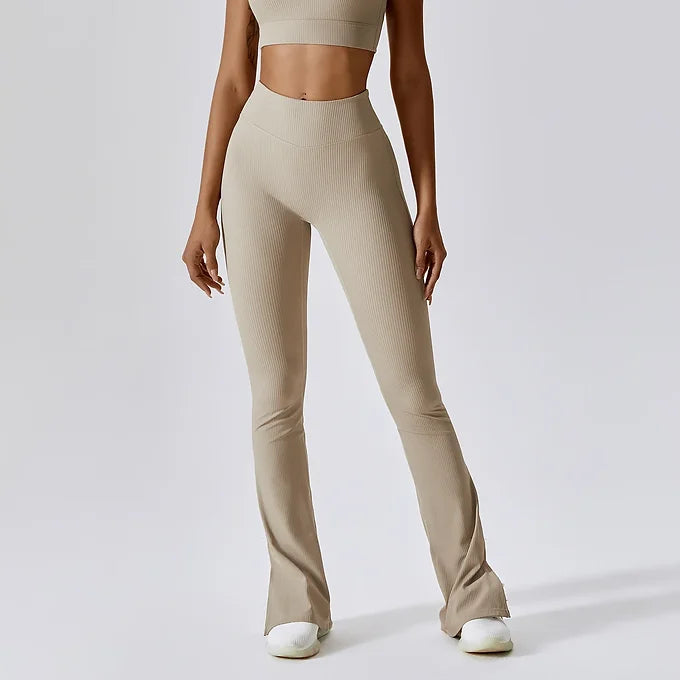 Seamless Ribbed Sports Bra / Flared Pants